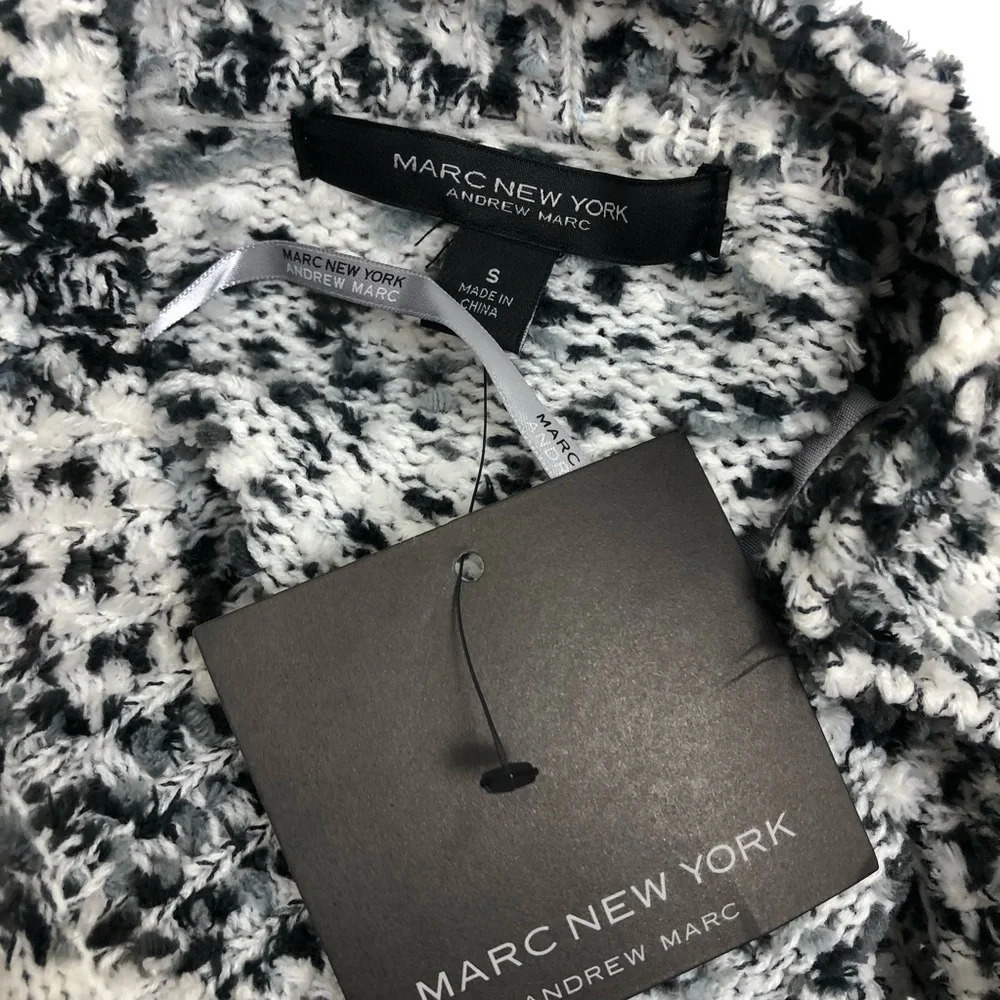 Andrew Marc | Chunky Knit Drop Shoulder Cardigan - Picture 4 of 5